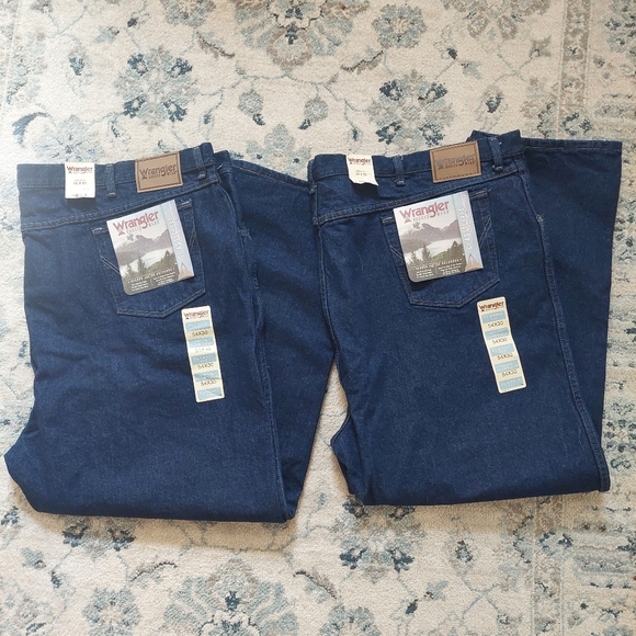 Wrangler | Jeans | Nwt Wrangler Rugged Wear Classic Fit Dark Wash Jeans ...